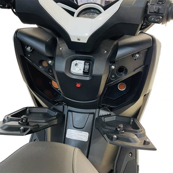 Maxiscooter eléctrica Ebroh Strada 9K
