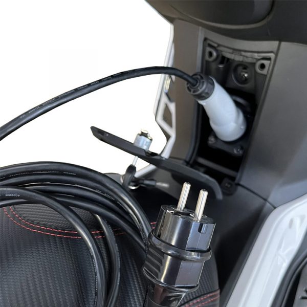 Maxiscooter eléctrica urbana Ebroh Strada 20th XT