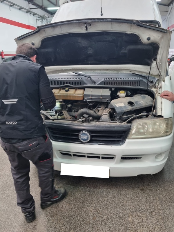 fiat reparandose