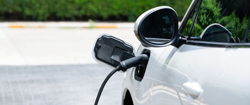 que ventajas tienen los coches electricos e hibridos